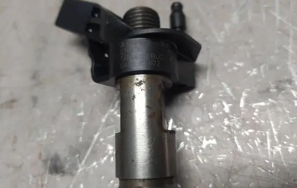 Jeep Grand Cherokee (WK) Fuel injector 0445115072