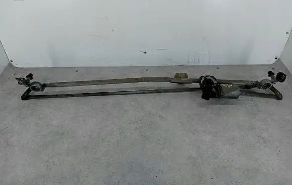 Opel Zafira B Front wiper linkage 