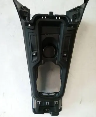 Peugeot 301 Center console 9674476477 NE70070