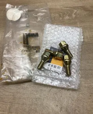 Renault Captur II Nuts/bolts 8200081977 7701206798