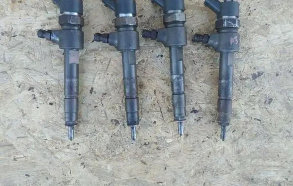 Fiat 500 Fuel injector QQQQQQQQQQQ