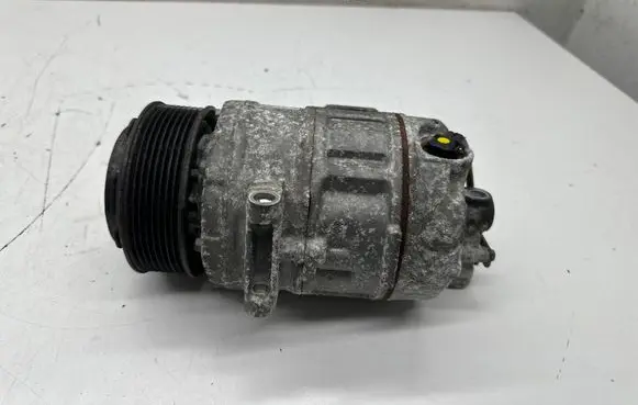 BMW 5 F10 F11 Air conditioning (A/C) compressor (pump) 7SBU17C GE4472604082