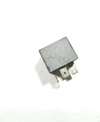 Volkswagen Touareg I Other relay 141951253B 20240072