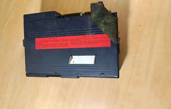 BMW 5 E39 CD/DVD changer 6913388 020258