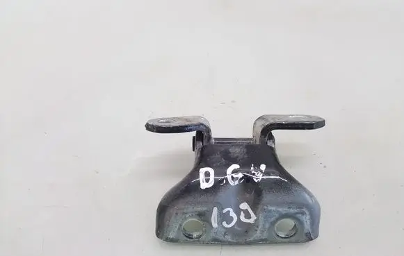 Hyundai i30 Rear door upper hinge