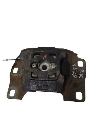 Volvo V40 Engine mount bracket 322A69 V617M121