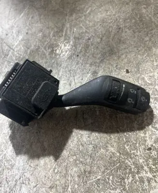 Ford Transit Wiper control stalk 17D940
