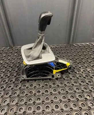 Ford Mondeo MK IV Gear shifter/selector 7G917C453AE T20080414110911