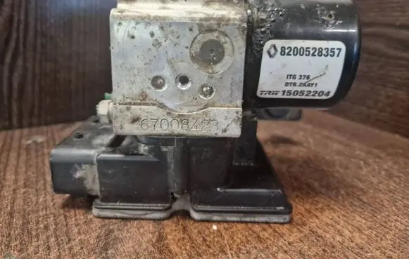 Renault Master II ABS Pump 8200528357 15052204
