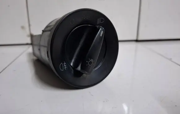 Volkswagen PASSAT B5 Light switch BK71C0941531 C1K0439Z