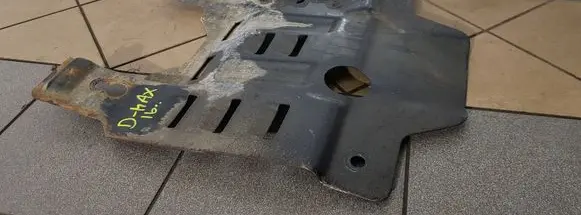 Isuzu D-Max Front underbody cover/under tray 