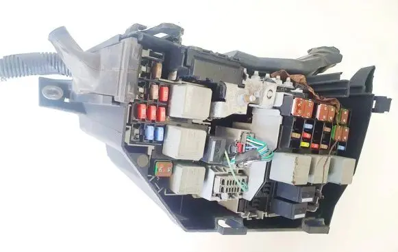 Ford Galaxy Fuse box set 6g9t14a067ab 6g9t-14a067-ab