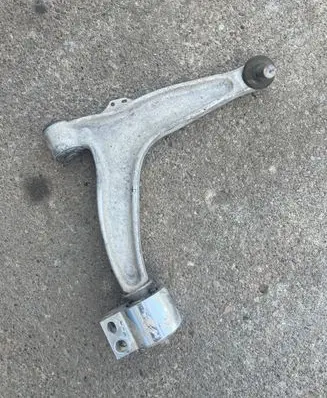 Opel Vectra C Front lower control arm/wishbone