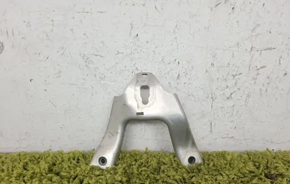 Mercedes-Benz C W205 Radiator mount bracket a2056204100