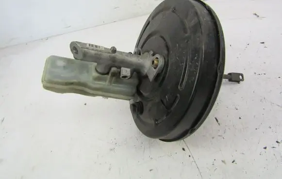 Renault Scenic II - Grand scenic II Brake booster 8200157453
