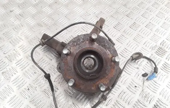 Nissan Almera Tino Front wheel hub spindle knuckle