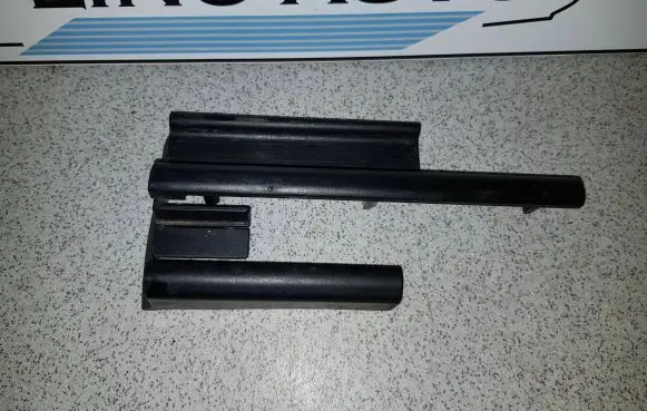 BMW 5 E60 E61 Front driver seat rail 7007696 60829010