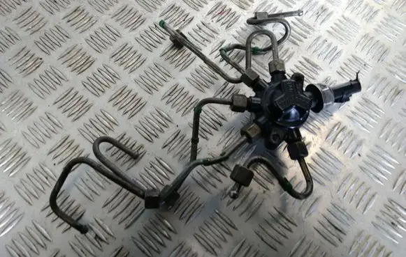 Fuel pressure sensor