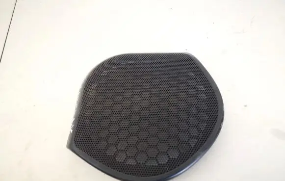 Side speaker trim/cover