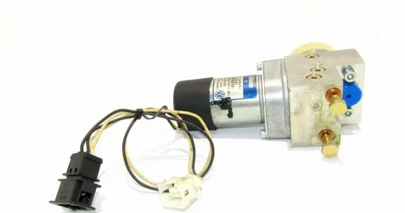 Volkswagen Phaeton Tailgate hydraulic pump motor 3D5827383A