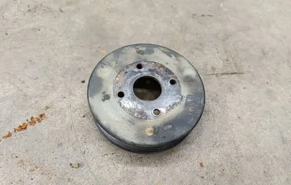 Nissan Navara D40 Crankshaft pulley