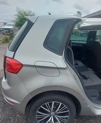 Rear quarter panel