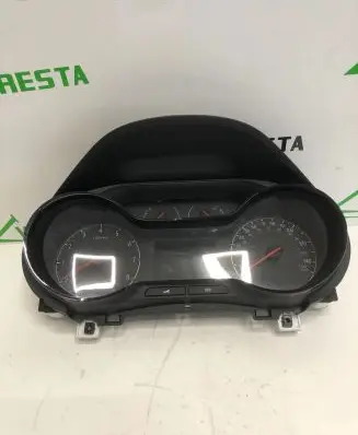 Opel Crossland X Speedometer (instrument cluster) 9831117780 09052019 SN20686235