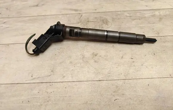 Audi A6 S6 C6 4F Fuel injector 059130277R 0445115019