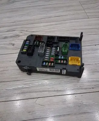 Citroen DS4 Comfort/convenience module 9665547480