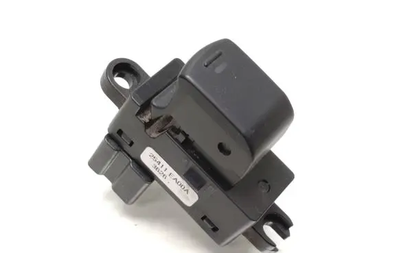 Nissan Pathfinder R51 Electric window control switch 25411EA00A
