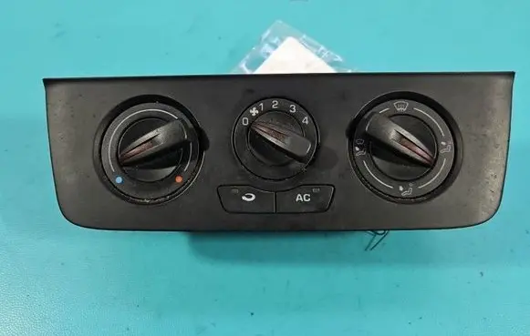 Seat Ibiza IV (6J,6P) Climate control/heater control trim 6J0820045A IMPRK1547022