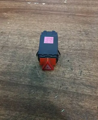 Audi A3 S3 8L Hazard light switch 4D0941509D