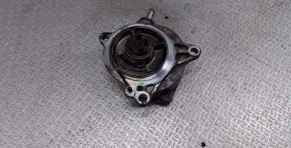 Subaru Forester SH Vacuum pump