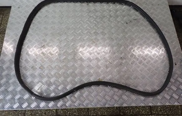 KIA Sportage Trunk rubber seal (body) 