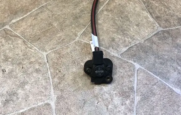 Mercedes-Benz E W212 Air pressure sensor A0071530028