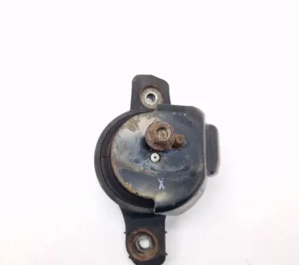 Subaru Outback (BT) Engine mount bracket 41022FL00A