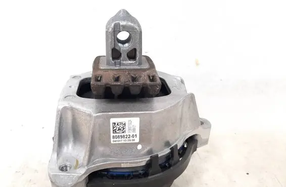 BMW M5 F90 Engine mount vacuum valve 8089822 22118089822