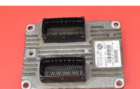Fiat Punto (199) Engine control unit/module ECU 51798649