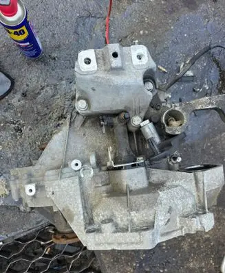 Volkswagen Golf Plus Manual 5 speed gearbox MHV
