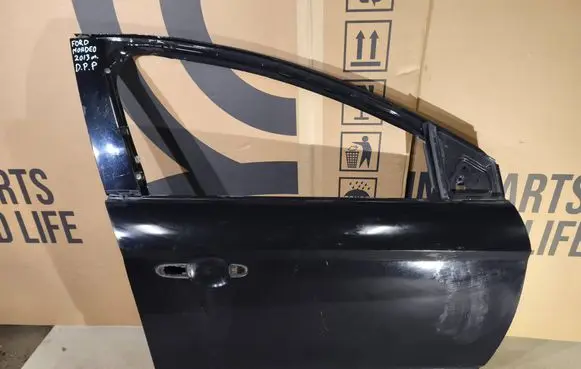 Ford Mondeo MK IV Front door 