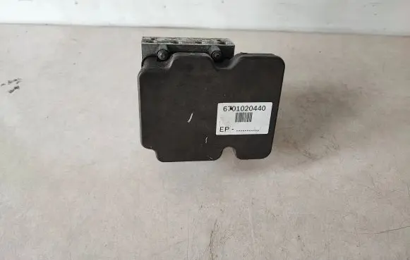 Maserati Ghibli ABS Pump 670102044 6701020440