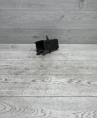BMW 5 G30 G31 G38 Air intake duct part 7383851 74850613