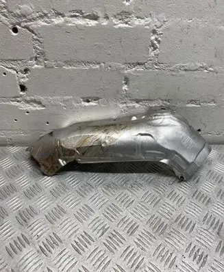 BMW 7 G11 G12 Heat shield in engine bay 8652466