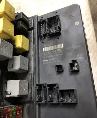 Mercedes-Benz Sprinter W906 Fuse module A9069006303