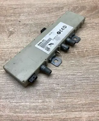 BMW X5 E70 Aerial antenna amplifier 6922875 21367510