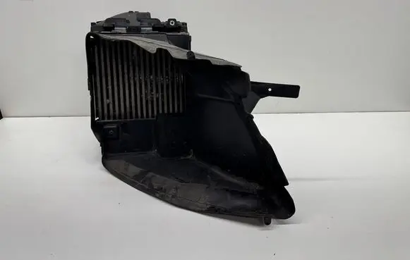 Peugeot 308 Radiator trim AA38372307