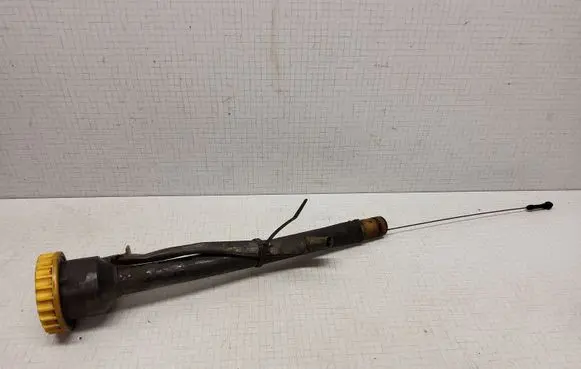 Saab 900 Oil fill pipe 
