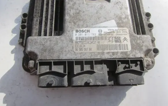 Peugeot 206 Engine control unit/module 9658556780 0281011783