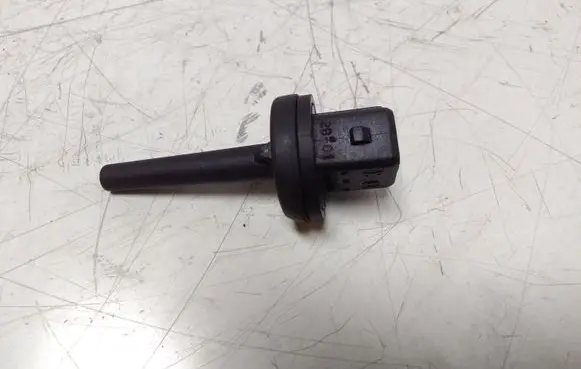 Volkswagen PASSAT B5.5 Interior temperature sensor 4A0820539