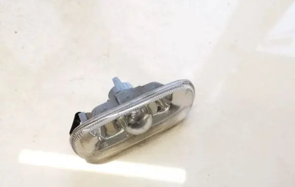 Audi A4 S4 B6 8E 8H Front fender indicator light 8e0949127